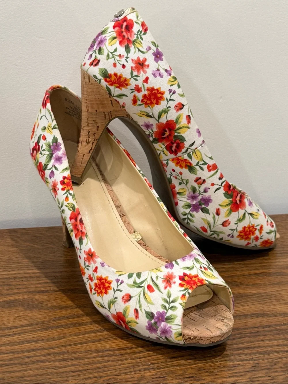 Floral Peep-Toe Cork Heel Pumps - White Floral